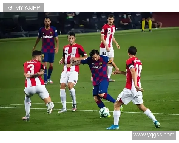 瓦伦西亚战平奥萨苏纳，继续在西甲中游