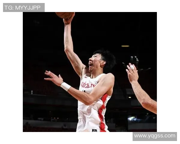 周琦在夏季联赛中再创佳绩，成为火箭队的“得分保障”