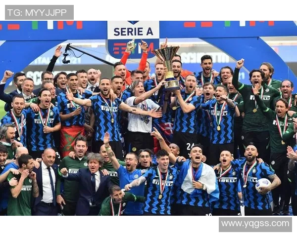 国际米兰确认签下巴黎圣日耳曼前锋伊卡尔迪：蓝黑军团的新锋线明星